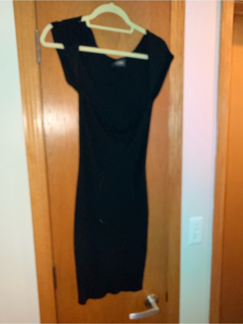 Cider Black Cap-Sleeve Midi Sheath Dress
